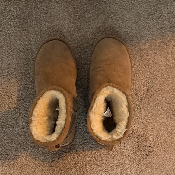 UGG Shoes - UGG Classic Tan Sheepskin Boots
